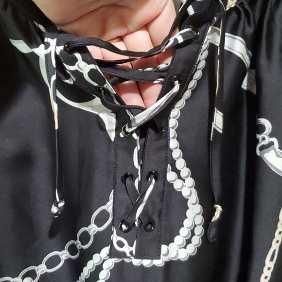 WHBM Blouse - Picture 7 of 9